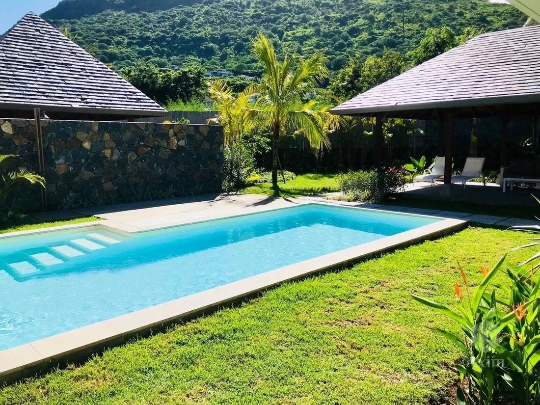 Villa in Tamarin, Rivière Noire District, Mauritius 2 - 10946003