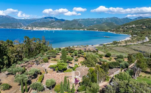Villa en Saint-Florent, Córcega, Francia 1