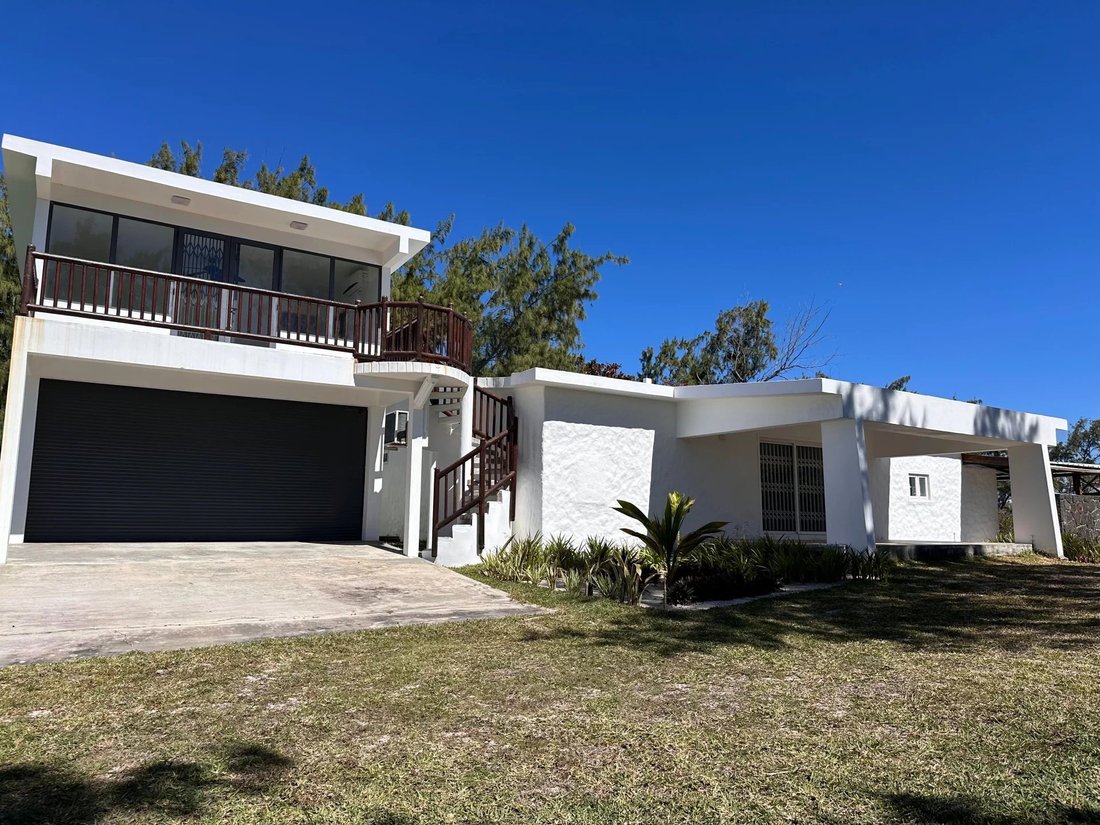 Villa in Poste Lafayette, Rivière du Rempart District, Mauritius 1 - 14760953