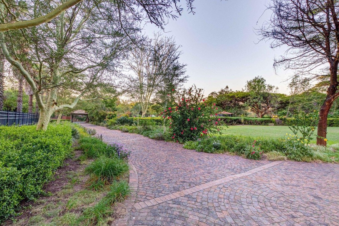 Farm Ranch in Halfway House Estate, Gauteng, South Africa 2 - 15189815
