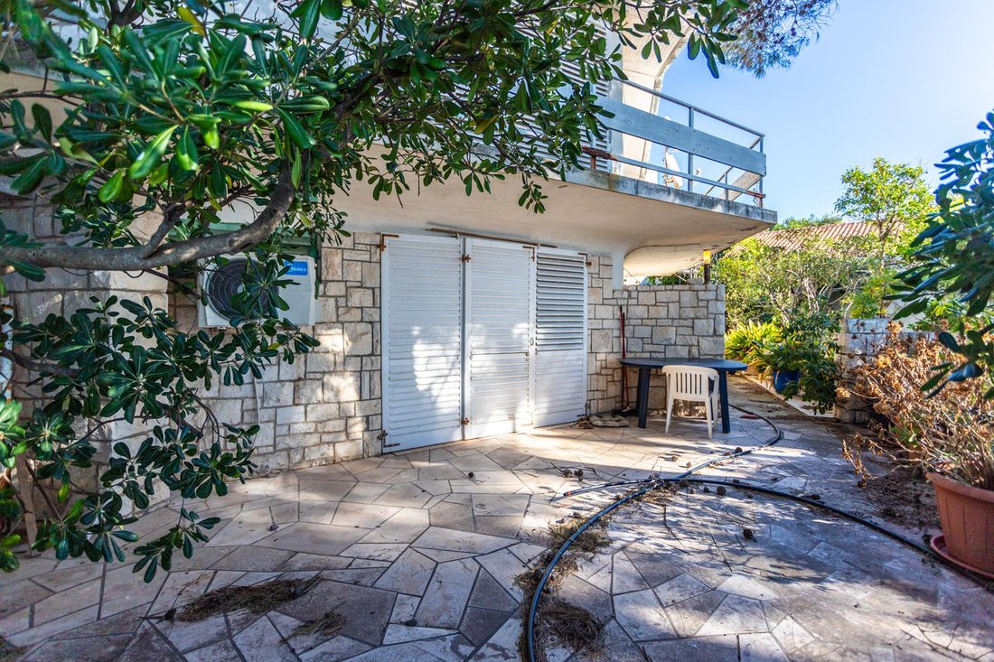 Villa in Sumartin, Split-Dalmatia County, Croatia 2 - 15192553