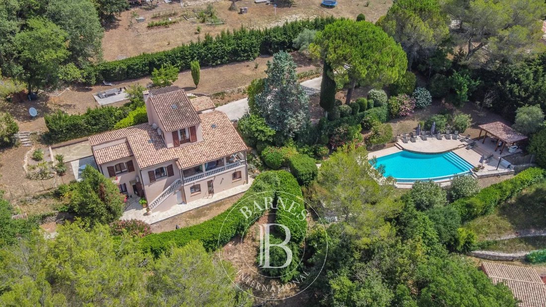 Villa à Châteauneuf-Grasse, Provence-Alpes-Côte d'Azur, France 5 - 13760958