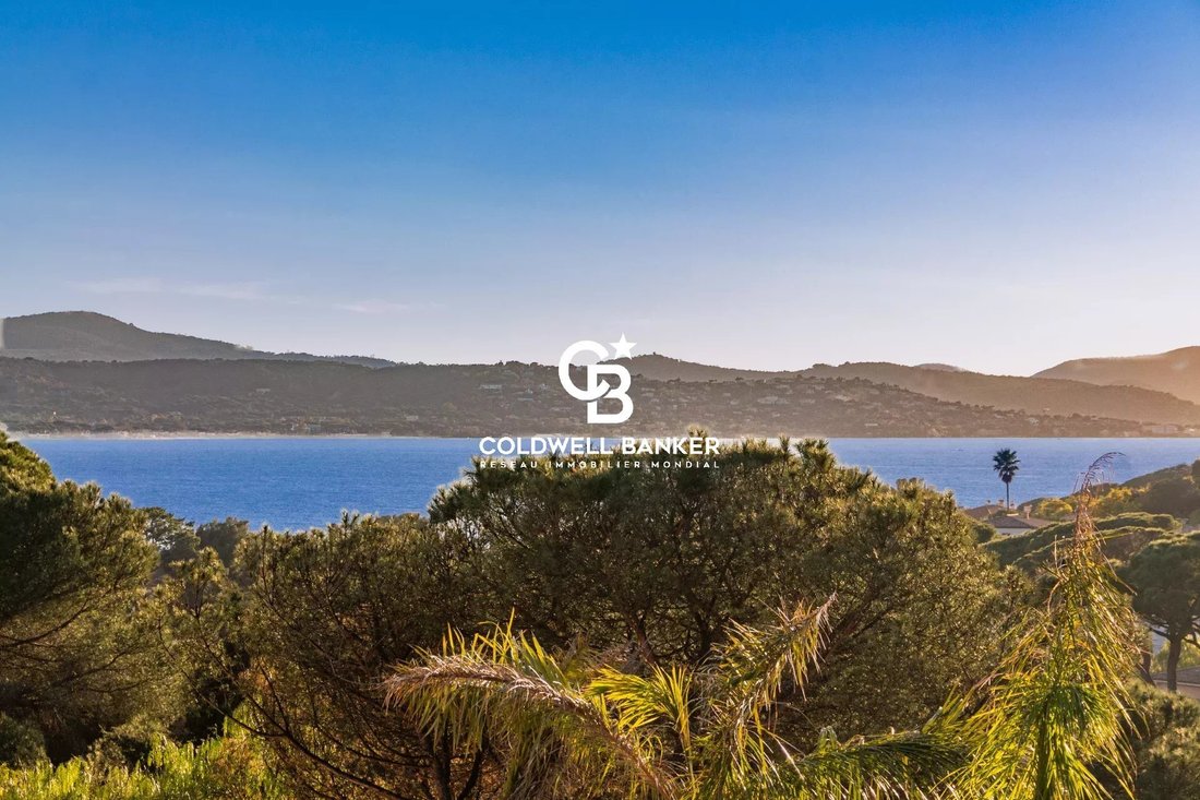 Land in Sainte-Maxime, Provence-Alpes-Côte d'Azur, France 1 - 15194256
