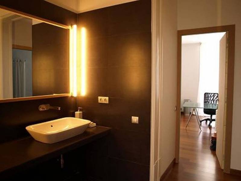 Apartment in Ciutat Vella, Barcelona, Spain 4 - 15191553