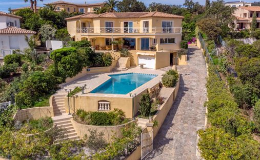 Villa en Les Issambres, Roquebrune-sur-Argens, Francia 1