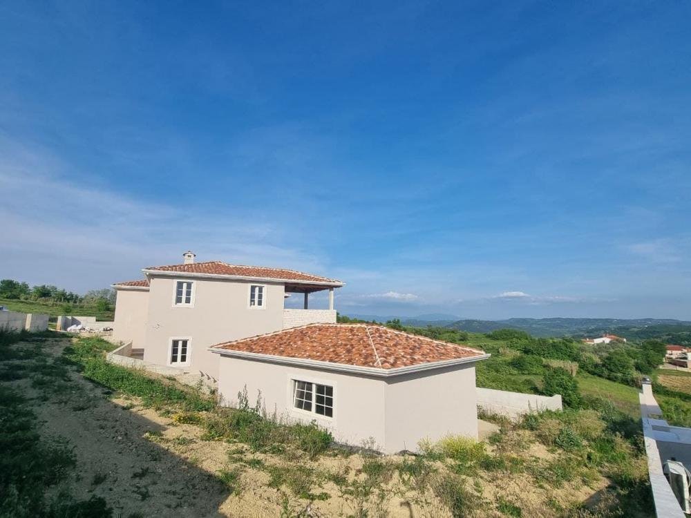 Villa in Vizinada, Istria County, Croatia 1 - 12229413