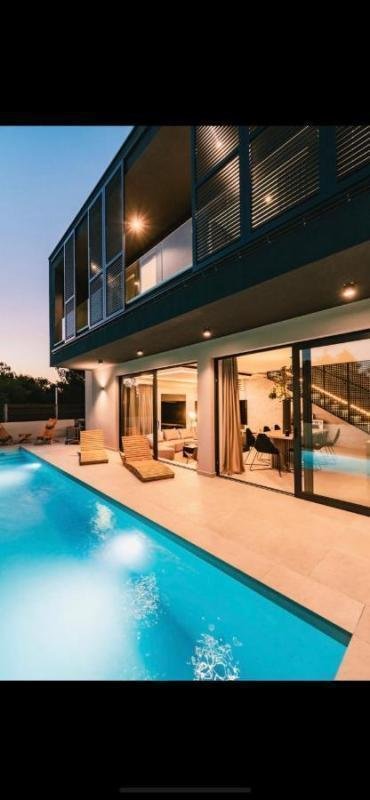 Villa in Srima, Sibenik-Knin County, Croatia 2 - 13895634