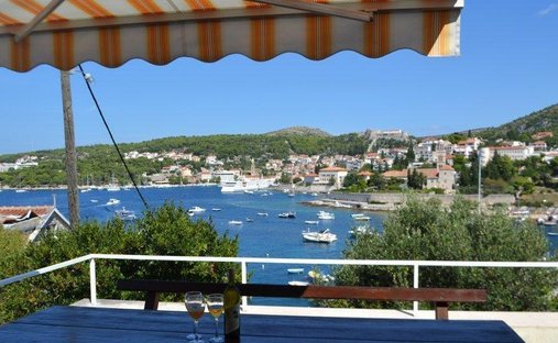 Villa in Velo Grablje, Split-Dalmatia County, Croatia 1