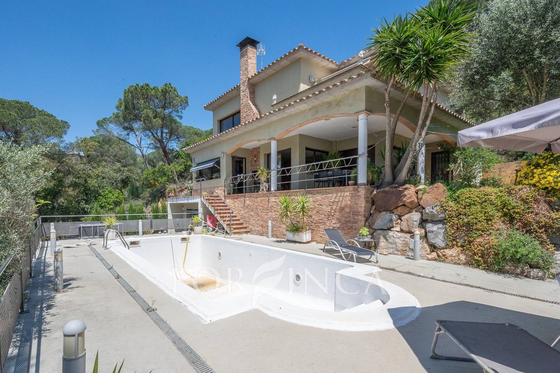 Villa in Calonge i Sant Antoni, Catalonia, Spain 3 - 15192694