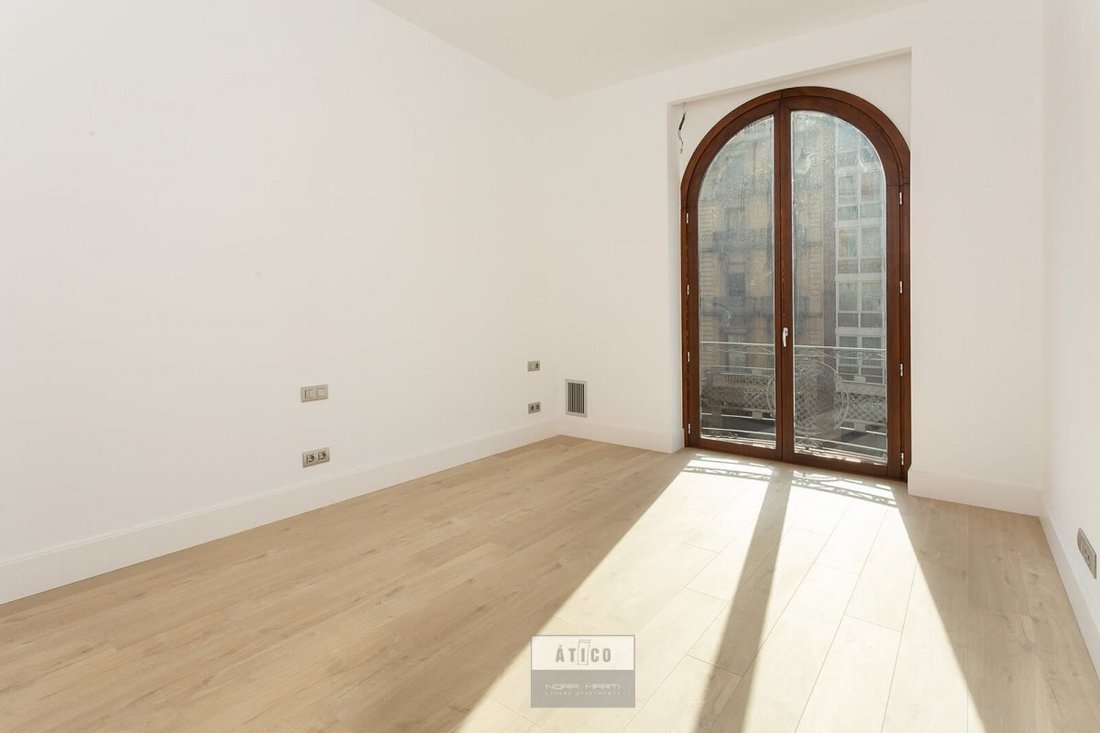Apartment in Eixample, Barcelona, Spain 3 - 15191585