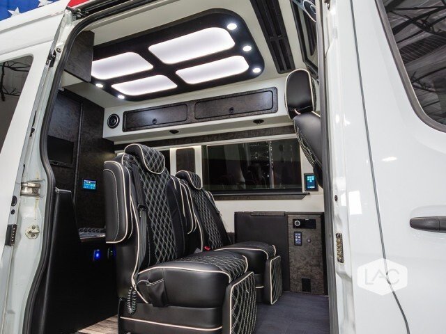 Midwest Automotive Designs 144 LUXE Cruiser in Scottsdale, Arizona, United States 5 - 11542753