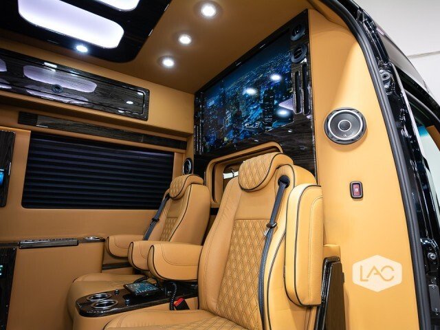 OGV Luxury Coach V-DRIVE in Scottsdale 4 - 15016155