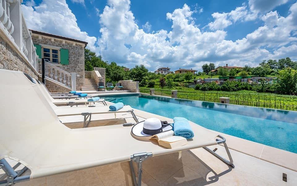 Villa in Kanfanar, Istria County, Croatia 4 - 11275973