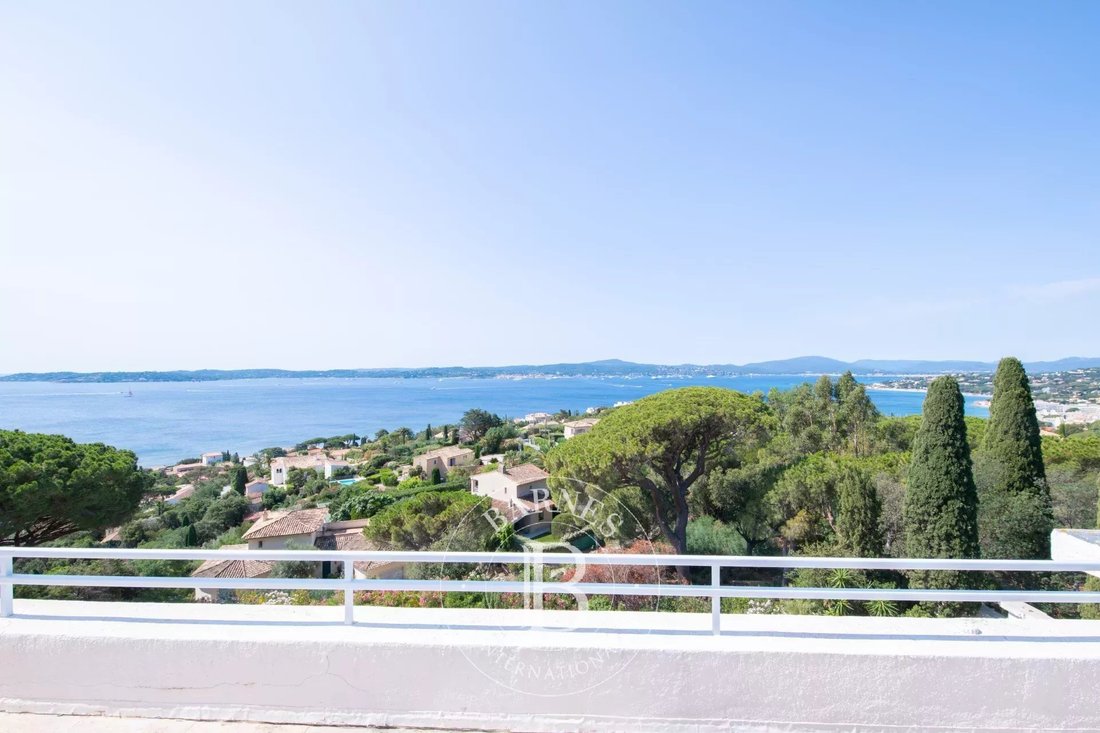 Estate in Ville-Les Saquedes-Le Bouillonnet, Sainte-Maxime, France 4 - 14693217