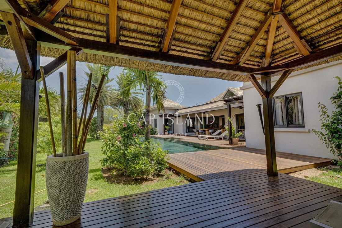 Villa in Grand Baie, Rivière du Rempart District, Mauritius 1 - 14061583