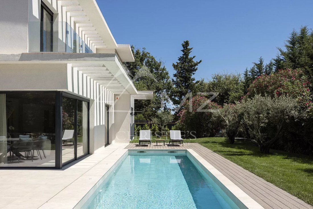 Villa in Mougins, Provence-Alpes-Côte d'Azur, France 2 - 14483956