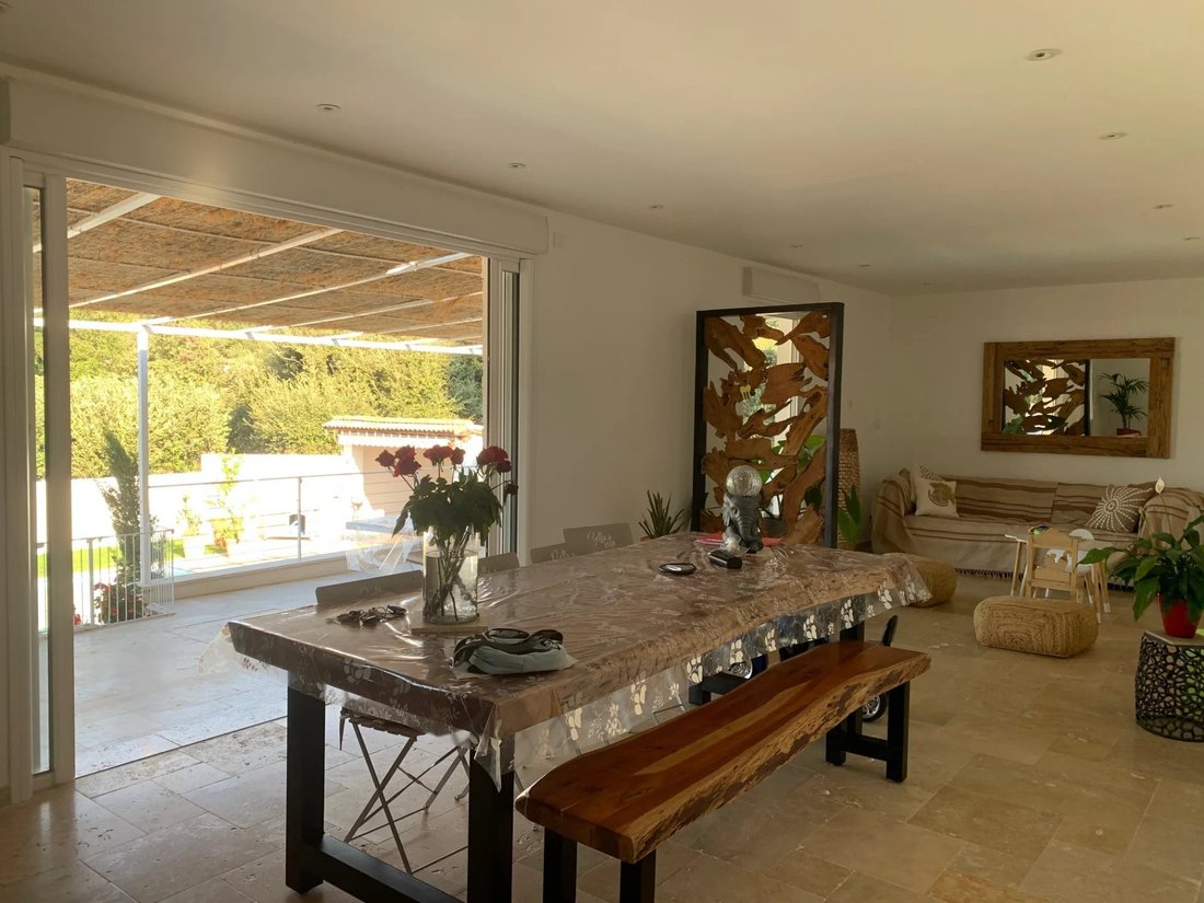 Villa in Sainte-Anastasie-sur-Issole, Provence-Alpes-Côte d'Azur, France 4 - 14710788