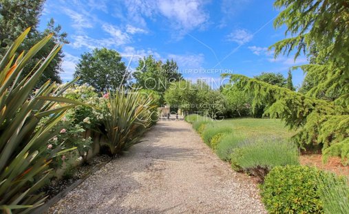 Castle for Sale in Moissac, Occitanie, France