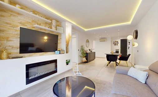 Apartment in Croix des Gardes, Cannes, France 1