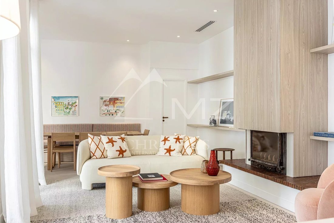 House in Cannes, Provence-Alpes-Côte d'Azur, France 3 - 12684418