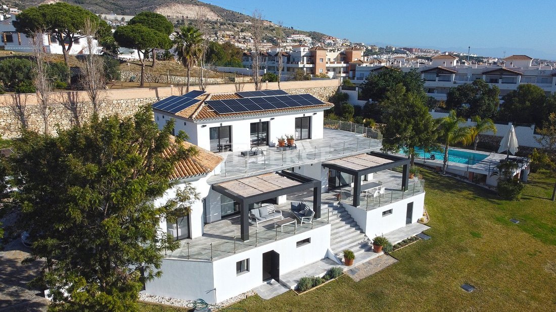 Villa in Benalmádena, Andalusia, Spain 2 - 15187662