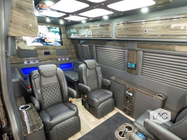 OGV Luxury Coach V-DRIVE in Scottsdale 5 - 15016146