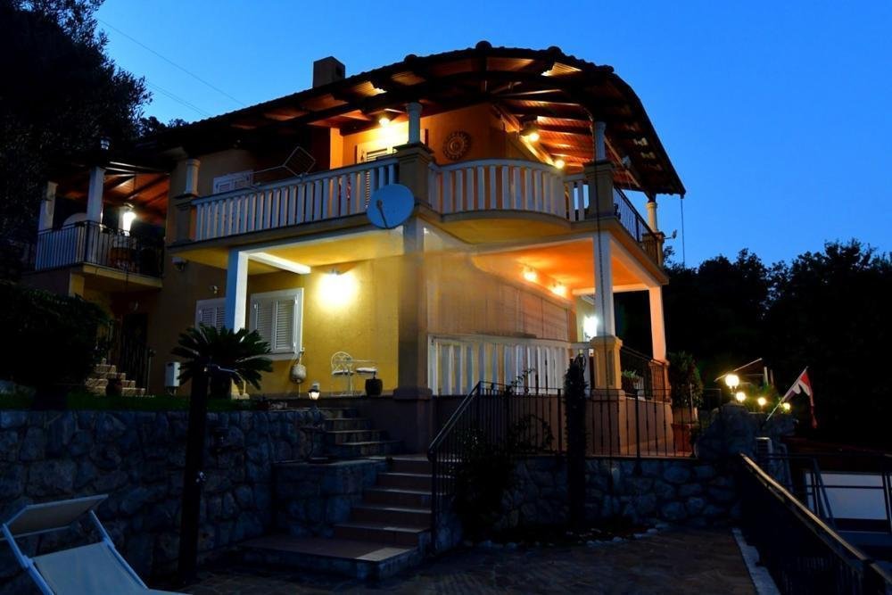Villa in Opcina Moscenicka Draga, Primorje-Gorski Kotar County, Croatia 4 - 13882597