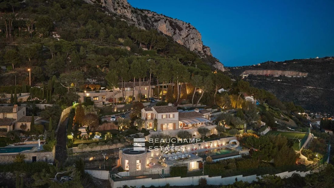 House in Èze, Provence-Alpes-Côte d'Azur, France 1 - 15194270