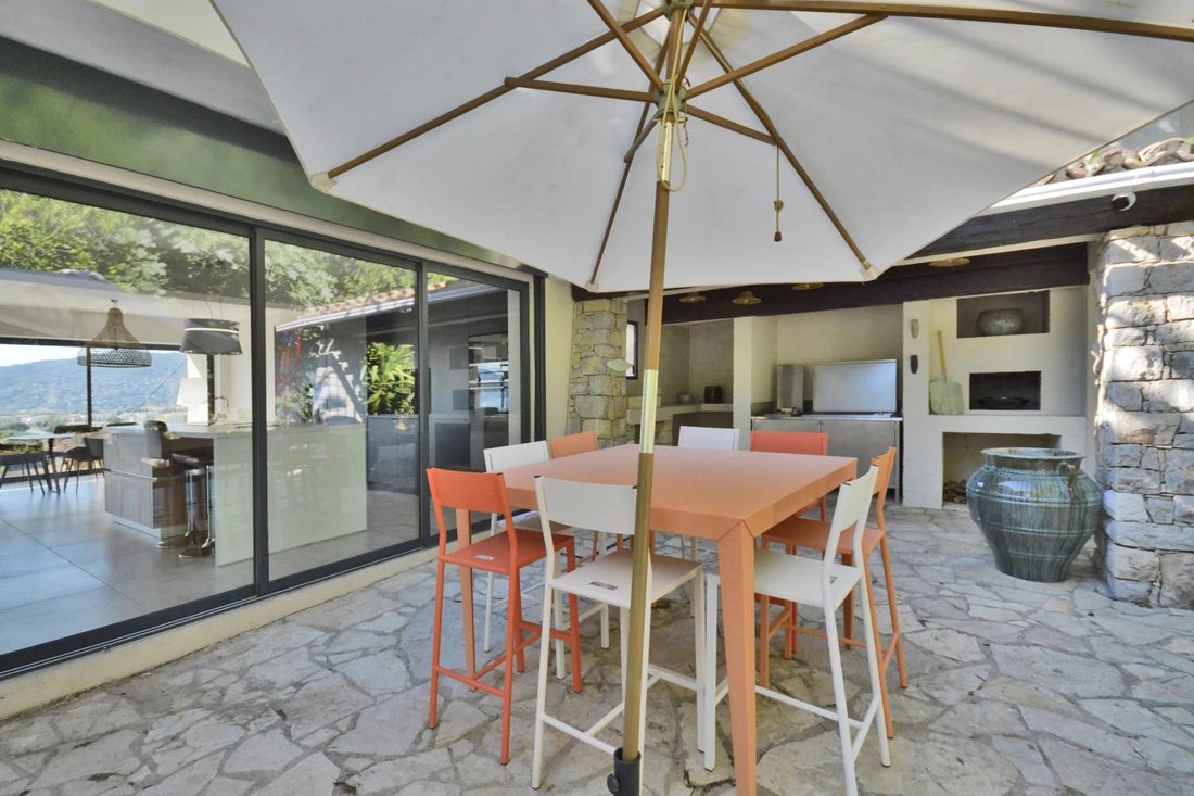 Villa in Font de Veyre, Cannes, France 4 - 14628874