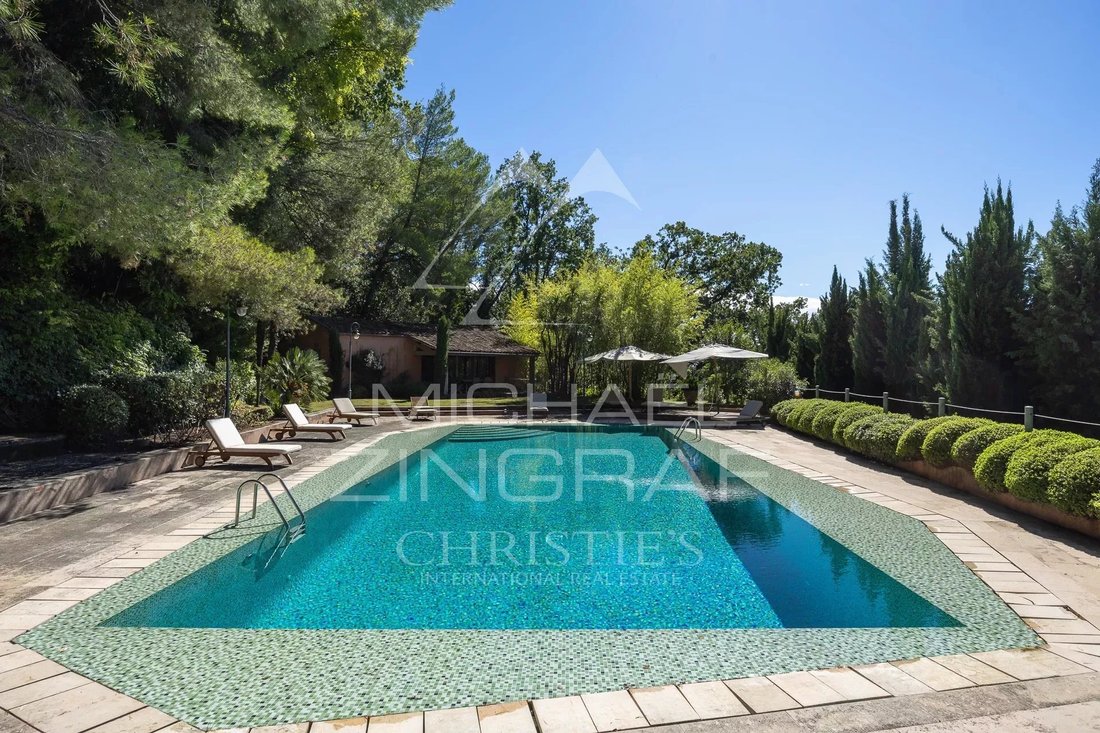 Villa in Grasse, Provence-Alpes-Côte d'Azur, France 2 - 14777923