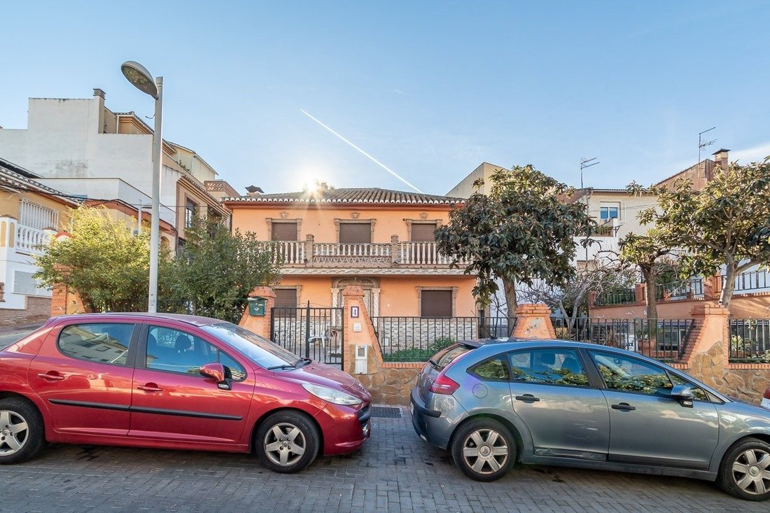 House in Huetor Vega, Andalusia, Spain 2 - 15192181