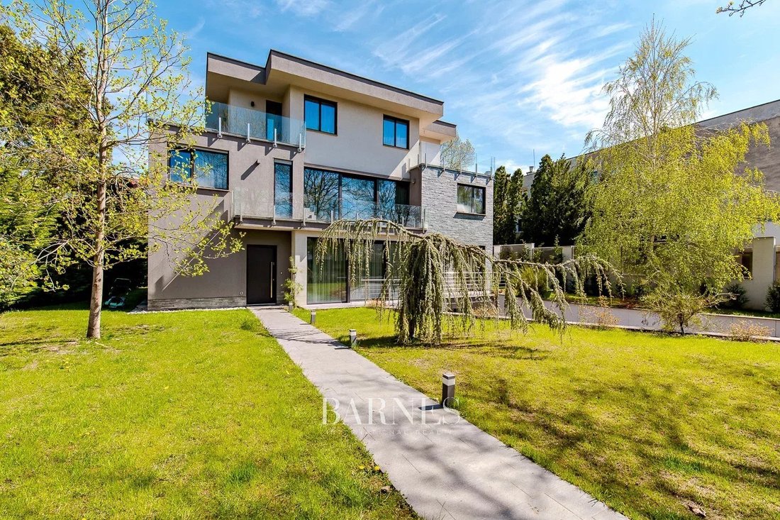 House in Budapest, Hungary 1 - 11428393
