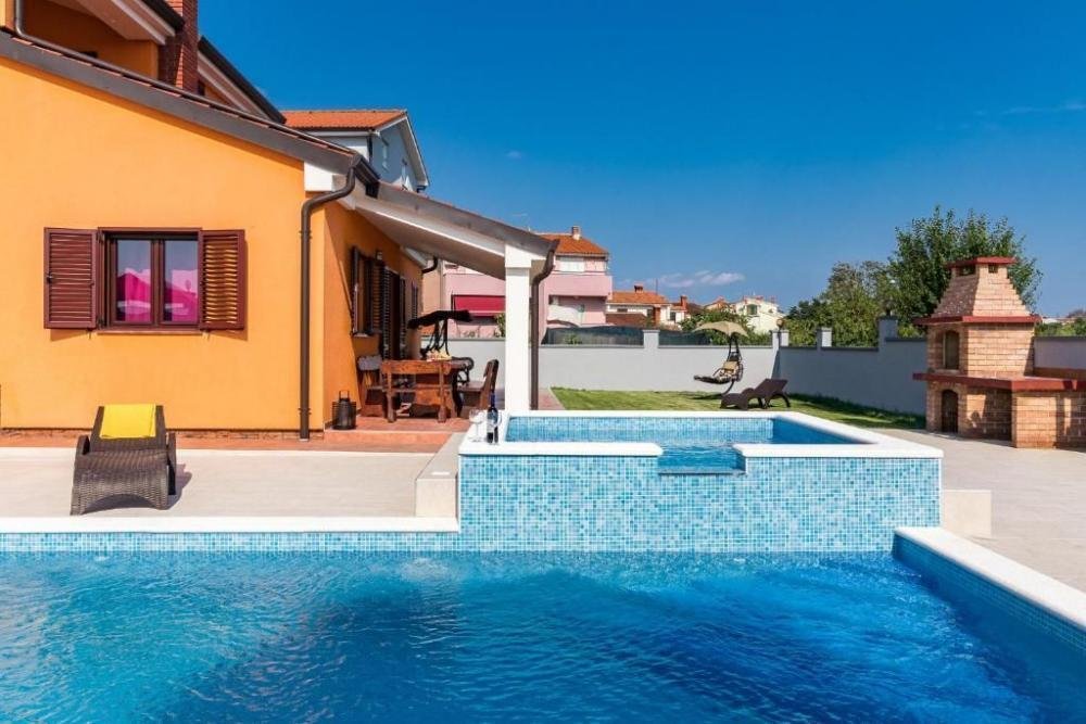 Villa in Grad Pula, Istria County, Croatia 4 - 11728895