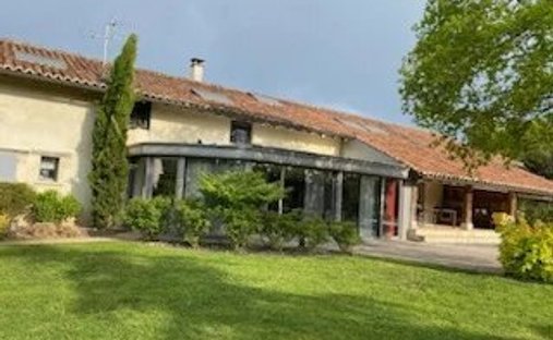 Farm Ranch in Marboz, Auvergne-Rhône-Alpes, France 1