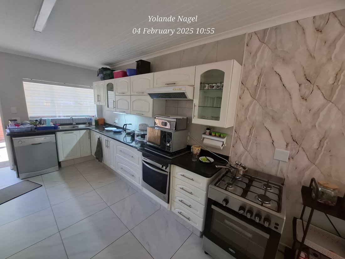 Condo in Hutten Heights, Aviary Hill, KwaZulu-Natal 3 - 15186313