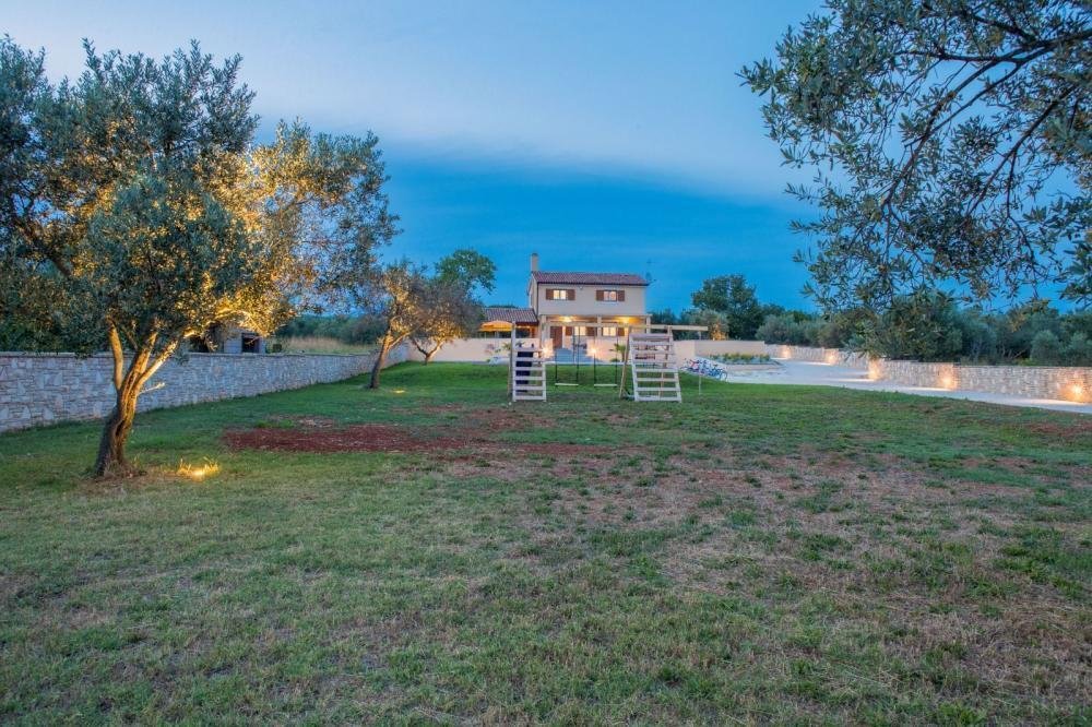 Villa in Fazana, Istria County, Croatia 5 - 13365759