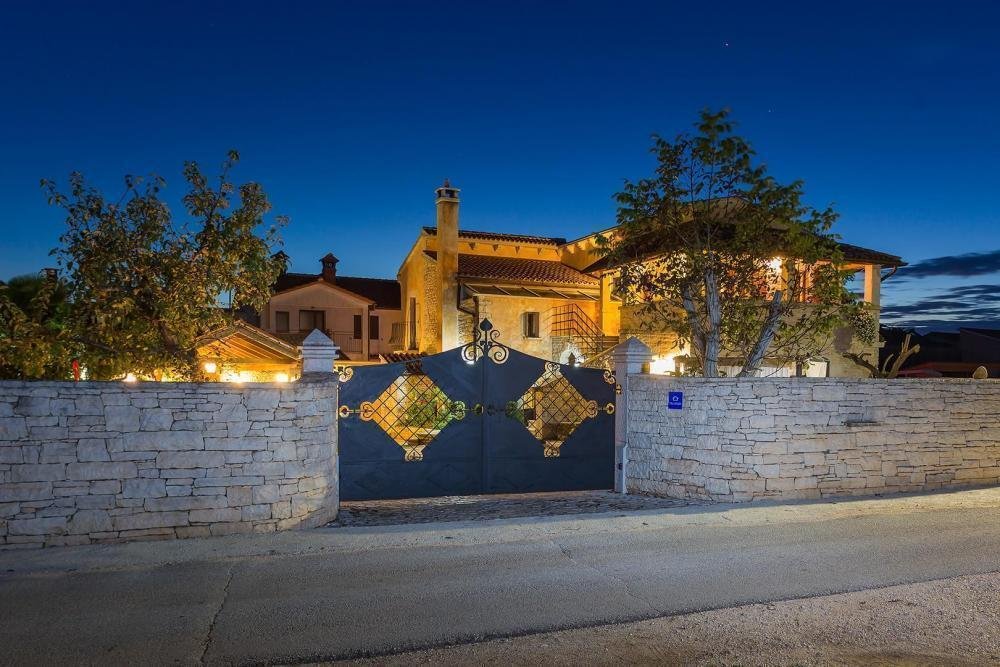 Villa in Sveti Petar u Sumi, Istria County, Croatia 1 - 11982871