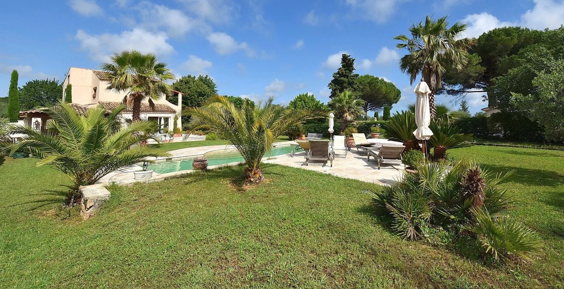 Villa in Valbonne, Provence-Alpes-Côte d'Azur, France 4 - 14531086