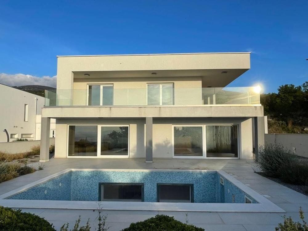 Villa in Grad Novi Vinodolski, Primorje-Gorski Kotar County, Croatia 1 - 12870108