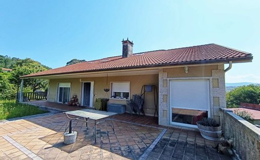 Villa in Verducido, Pontevedra, Spain 1