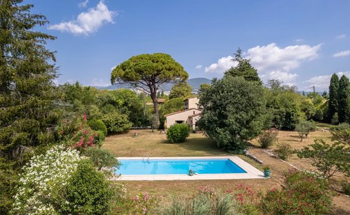 House in Grasse, Provence-Alpes-Côte d'Azur, France 1