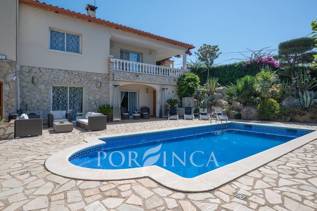 Villa in Calonge i Sant Antoni, Catalonia, Spain 4 - 15192651