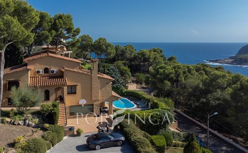 Villa in Tamariu, Palafrugell, Spanien 1