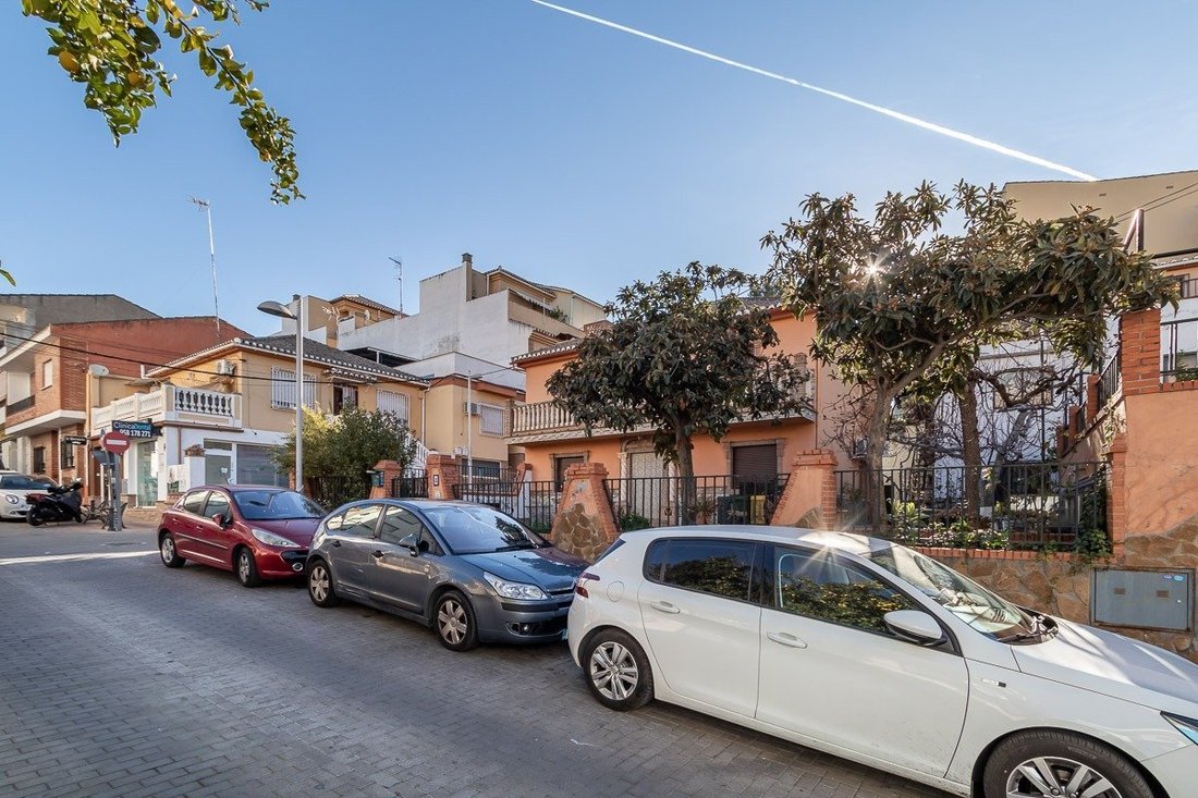 House in Huetor Vega, Andalusia, Spain 3 - 15192181