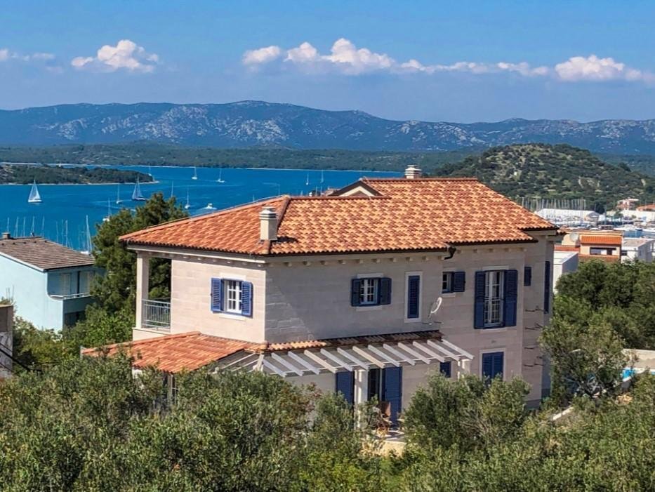 Villa in Gradska cetvrt Varos, Sibenik, Sibenik-Knin County 1 - 12137925