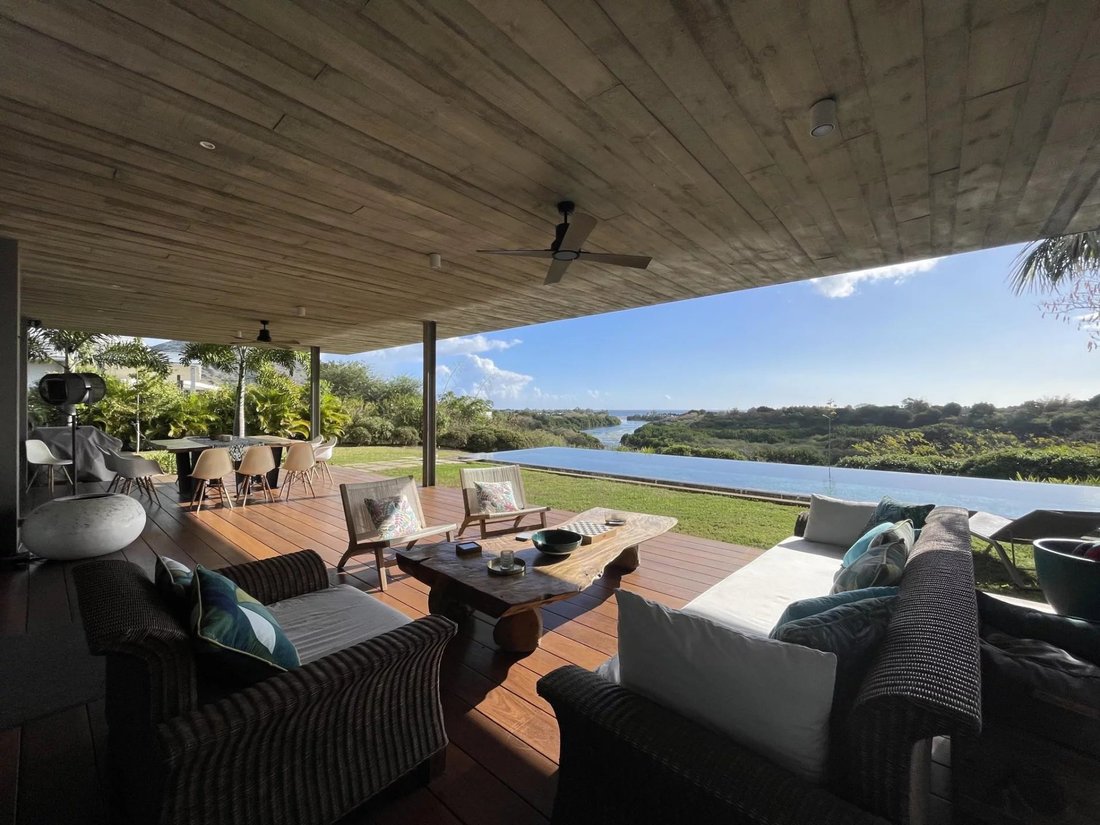 Villa in Tamarin, Rivière Noire District, Mauritius 1 - 13465809