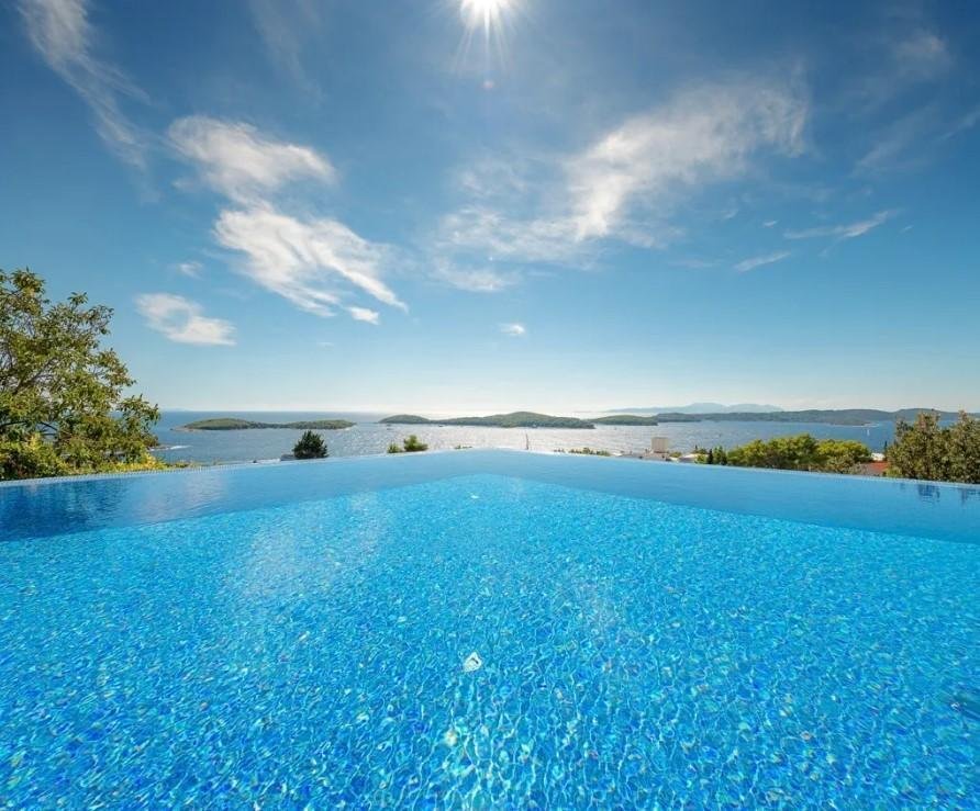 Villa in Velo Grablje, Split-Dalmatia County, Croatia 3 - 12624236