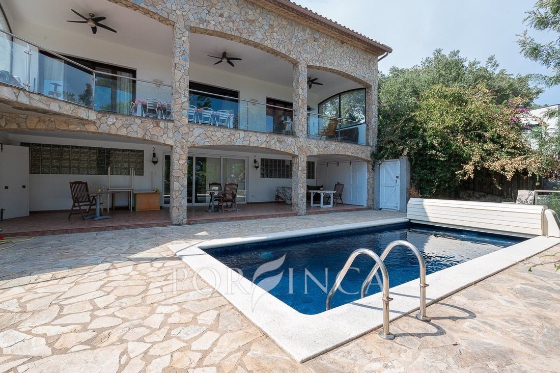 Villa in Calonge i Sant Antoni, Catalonia, Spain 3 - 15192262
