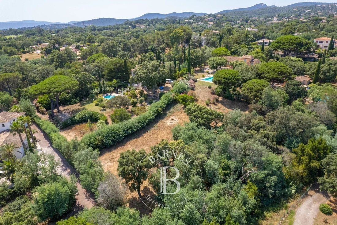 Land in Grimaud, Provence-Alpes-Côte d'Azur, France 4 - 14491162