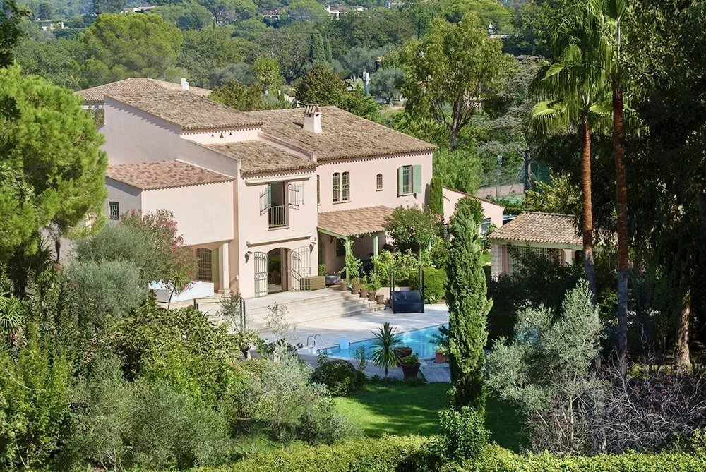 Villa in Mougins, Provence-Alpes-Côte d'Azur, France 1 - 13440762
